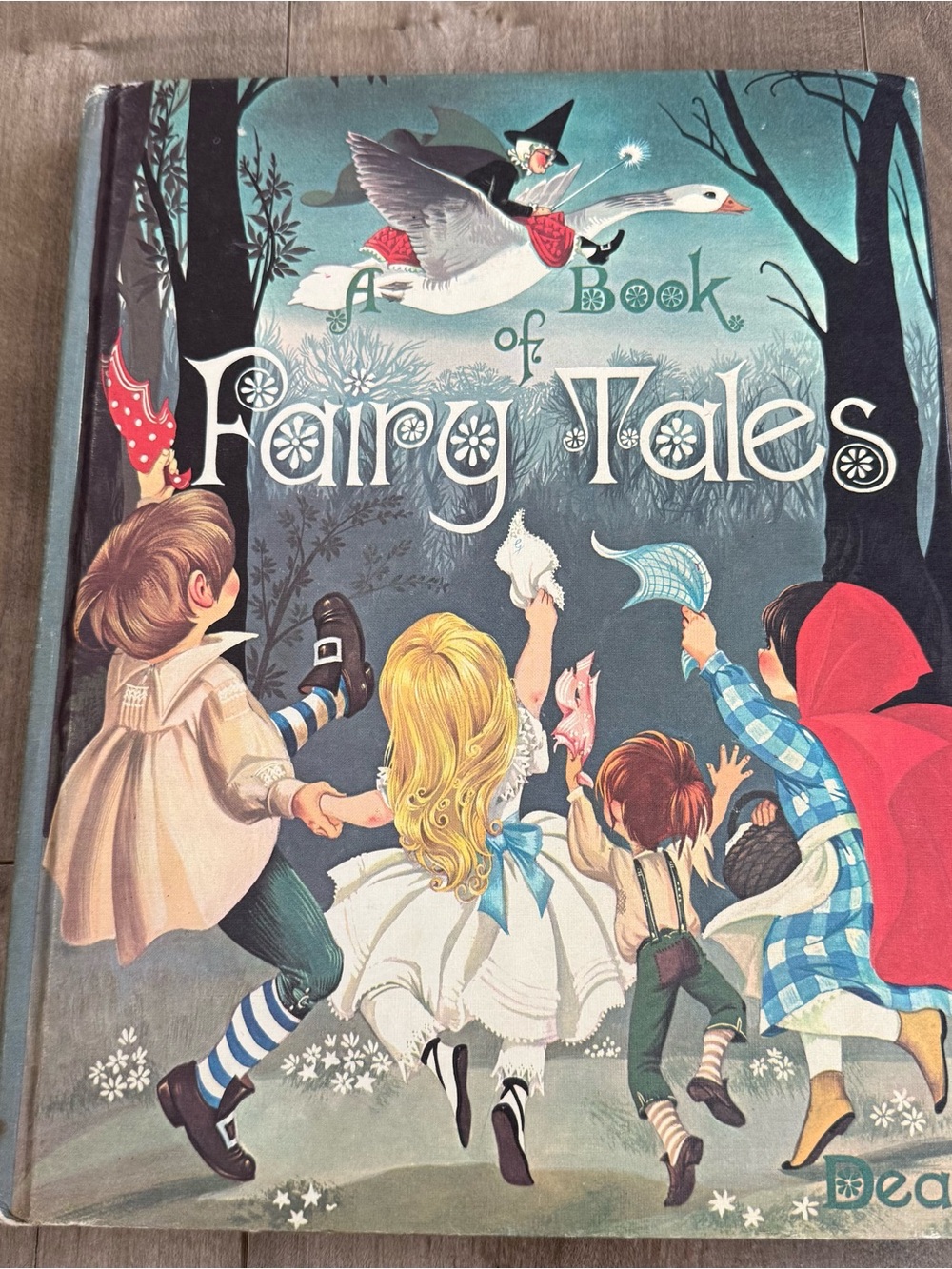 Vintage Dean's A Book of Fairy Tales 1977 Edition Janet & Anne Grahame Johnstone